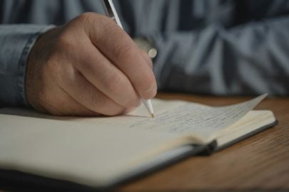 Автофикшн: что это такое и почему этот