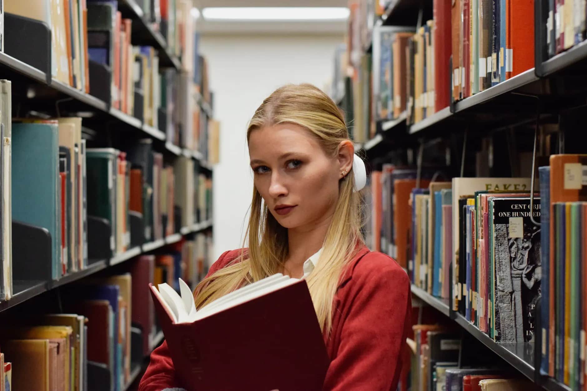 Книги с самым неожиданным финалом: 5 историй, которые перевернут ваше сознание