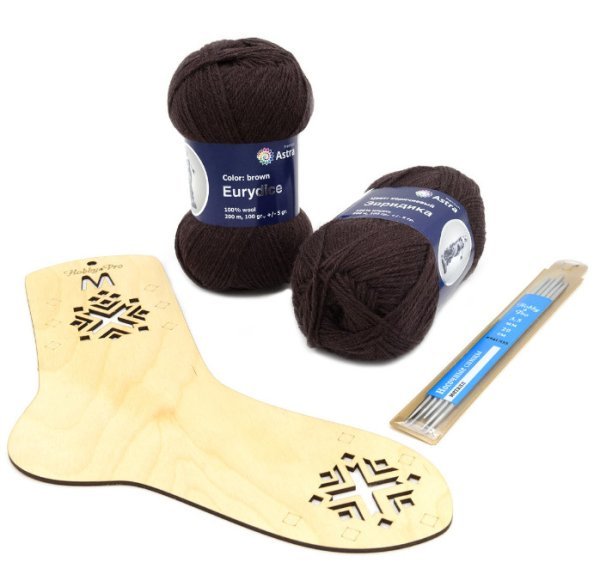 Набор для вязания носков с шаблоном для вязания, цвет: 17 коричневый
